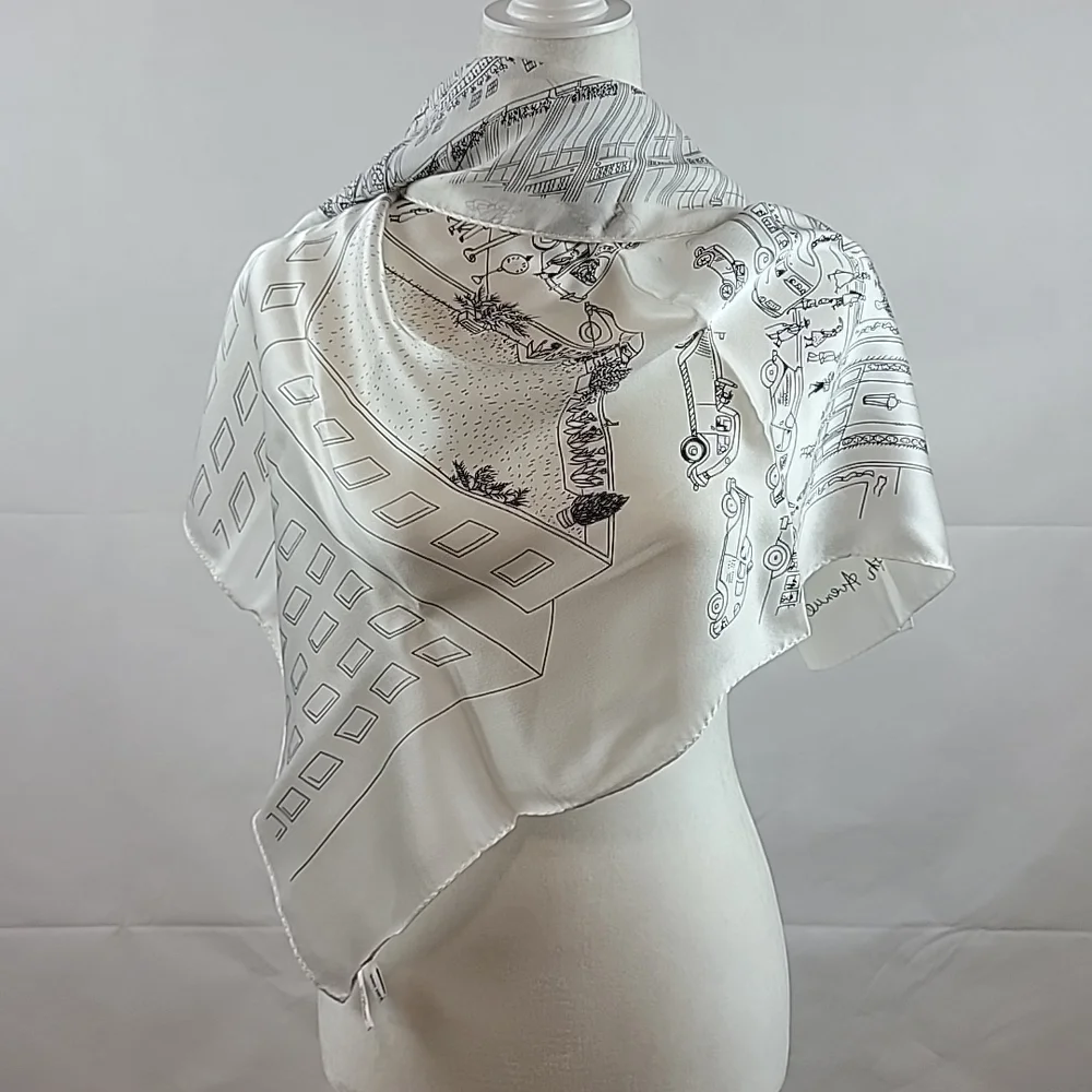 Vintage Saks Fifth Avenue City Scene Scarf - Picture 6 of 7